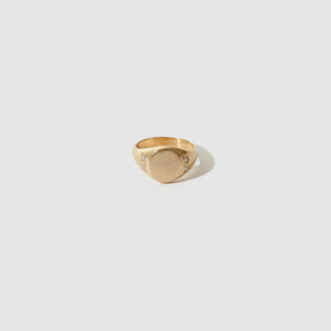Oval Signet Ring ≈ Diamonds