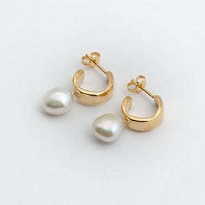 Dream Hoops Pearls ~ Gold