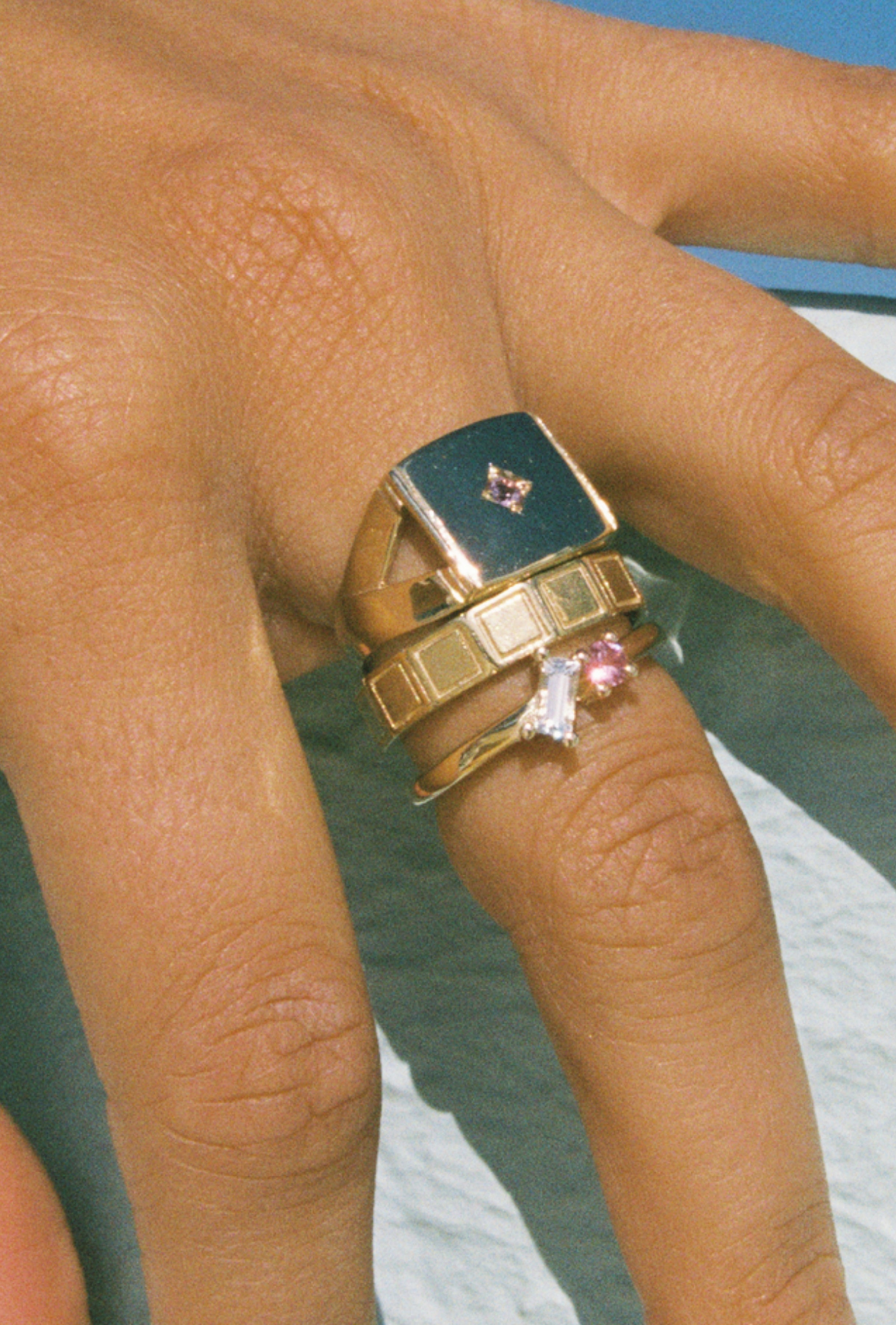 Vacation Ring ~ Pink & White Sapphire