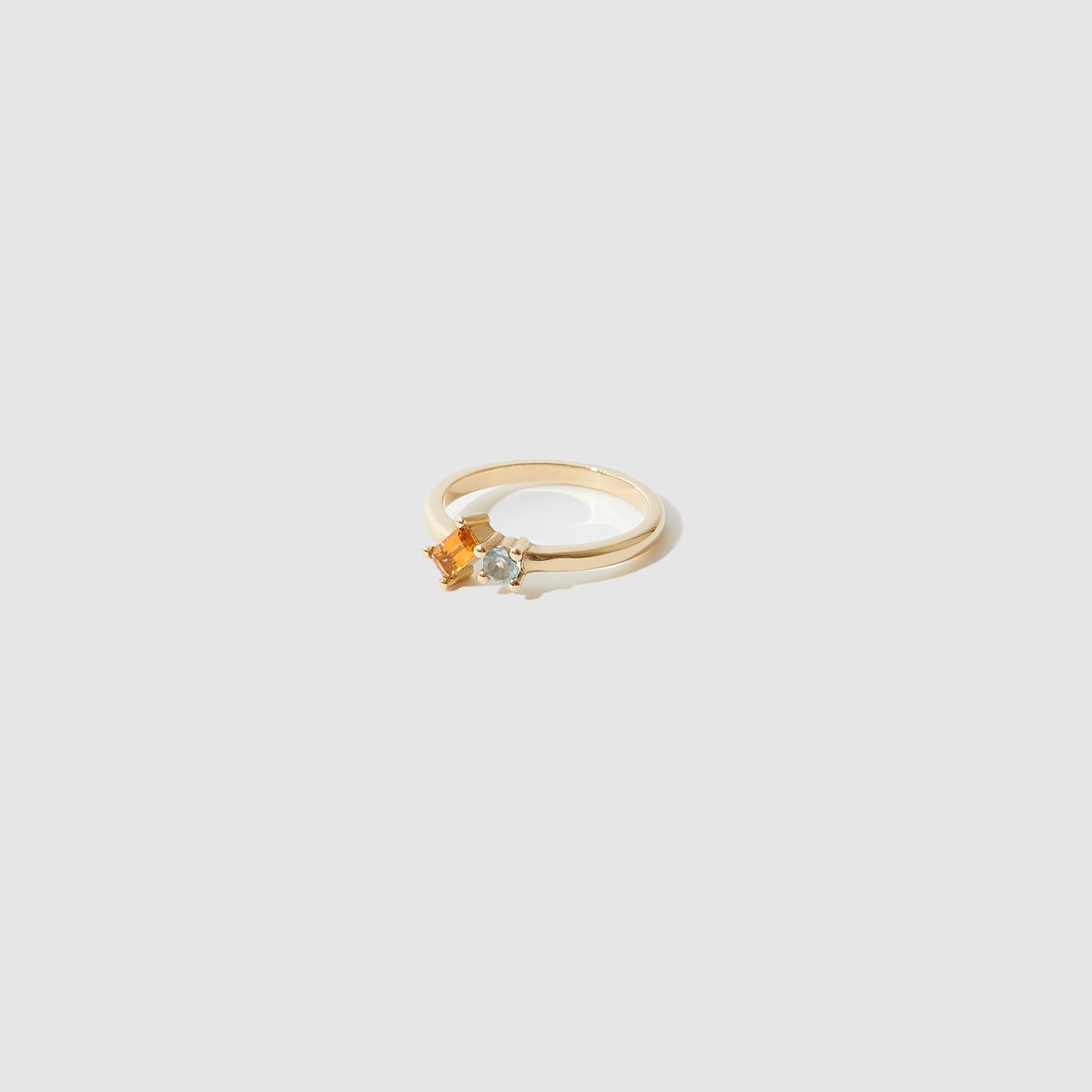 Citrine and blue topaz ring deals